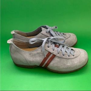 Merrell Suede gray shoes 8